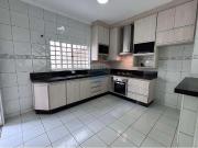 Casa / Sobrado para Venda em Sumaré/SP Jardim Macarenko...