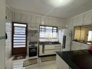 Casa / Sobrado para Venda em Taubaté/SP Barreiro 2 Quartos