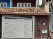 Casa / Sobrado para Venda em Taubaté/SP Caixa D'água...