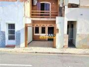 Casa / Sobrado para Venda em Taubaté/SP Centro 2 Quartos