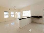 Casa / Sobrado para Venda em Taubaté/SP Centro 3 Quartos