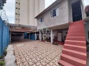 Casa / Sobrado para Venda em Taubaté/SP Centro 3 Quartos