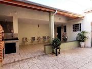 Casa / Sobrado para Venda em Taubaté/SP Estiva 3 Quartos