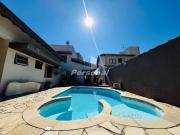 Casa / Sobrado para Venda em Taubaté/SP Estiva 4 Quartos