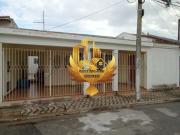 Casa / Sobrado para Venda em Taubaté/SP Estiva 5 Quartos