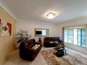 Casa / Sobrado para Venda em Taubaté/SP Jardim...