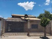 Casa / Sobrado para Venda em Taubaté/SP Parque...