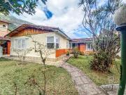 Casa / Sobrado para Venda em Teresópolis/RJ Araras 3 Quartos