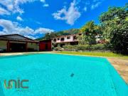 Casa / Sobrado para Venda em Teresópolis/RJ Araras 5 Quartos