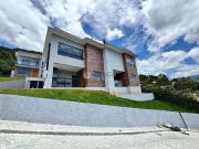 Casa / Sobrado para Venda em Teresópolis/RJ Golfe 3 Quartos