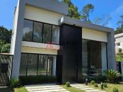 Casa / Sobrado para Venda em Teresópolis/RJ Posse 3 Quartos