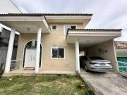 Casa / Sobrado para Venda em Teresópolis/RJ Tijuca 5 Quartos