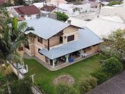 Casa / Sobrado para Venda em Tijucas/SC Centro 4 Quartos