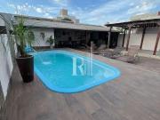 Casa / Sobrado para Venda em Tijucas/SC Universitário 3...