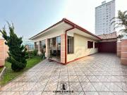 Casa / Sobrado para Venda em Tramandaí/RS Centro 3 Quartos