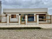 Casa / Sobrado para Venda em Tramandaí/RS Centro 3 Quartos