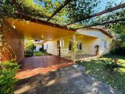 Casa / Sobrado para Venda em Tramandaí/RS Centro 3 Quartos