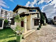 Casa / Sobrado para Venda em Tramandaí/RS Centro 4 Quartos