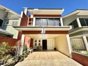Casa / Sobrado para Venda em Tramandaí/RS Centro 4 Quartos