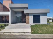 Casa / Sobrado para Venda em Tramandaí/RS Centro 4 Quartos