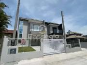 Casa / Sobrado para Venda em Tramandaí/RS Recanto da...