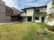 Casa / Sobrado para Venda em Tramandaí/RS Tirolesa 4 Quartos