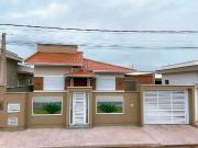 Casa / Sobrado para Venda em Tubarão/SC Congonhas 3 Quartos