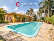 Casa / Sobrado para Venda em Tubarão/SC Dehon 3 Quartos