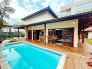 Casa / Sobrado para Venda em Ubatuba/SP Acaraú 5 Quartos