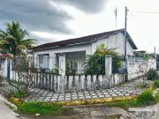 Casa / Sobrado para Venda em Ubatuba/SP Centro 2 Quartos