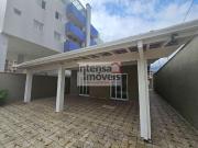 Casa / Sobrado para Venda em Ubatuba/SP Centro 4 Quartos