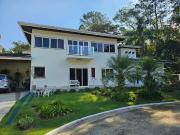 Casa / Sobrado para Venda em Ubatuba/SP Horto 4 Quartos