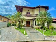 Casa / Sobrado para Venda em Ubatuba/SP Horto Florestal...