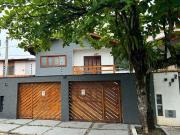 Casa / Sobrado para Venda em Ubatuba/SP Perequê Açu 4...