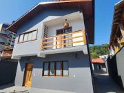 Casa / Sobrado para Venda em Ubatuba/SP Perequê Açu 6...