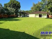 Casa / Sobrado para Venda em Ubatuba/SP Praia do Sape 5...