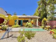 Casa / Sobrado para Venda em Ubatuba/SP Ressaca 3 Quartos