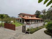 Casa / Sobrado para Venda em Ubatuba/SP Ressaca 6 Quartos
