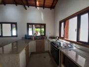 Casa / Sobrado para Venda em Ubatuba/SP Tenório 4 Quartos