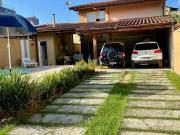 Casa / Sobrado para Venda em Ubatuba/SP Toninhas 4 Quartos