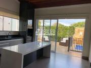 Casa / Sobrado para Venda em Uberaba/MG Jardim do Lago 4...