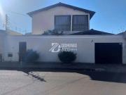 Casa / Sobrado para Venda em Uberaba/MG Jardim...
