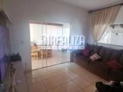 Casa / Sobrado para Venda em Uberaba/MG Lourdes 2 Quartos