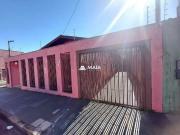 Casa / Sobrado para Venda em Uberaba/MG Olinda 3 Quartos