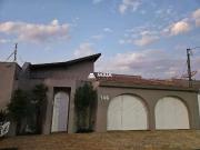 Casa / Sobrado para Venda em Uberaba/MG Santa Maria 3...