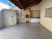 Casa / Sobrado para Venda em Uberlândia/MG Alto Umuarama...