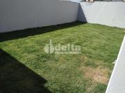 Casa / Sobrado para Venda em Uberlândia/MG Brasil 3 Quartos