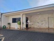 Casa / Sobrado para Venda em Uberlândia/MG Brasil 5 Quartos