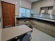 Casa / Sobrado para Venda em Uberlândia/MG Carajás 3 Quartos