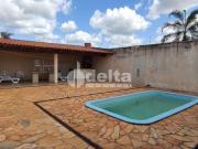 Casa / Sobrado para Venda em Uberlândia/MG Carajás 3 Quartos